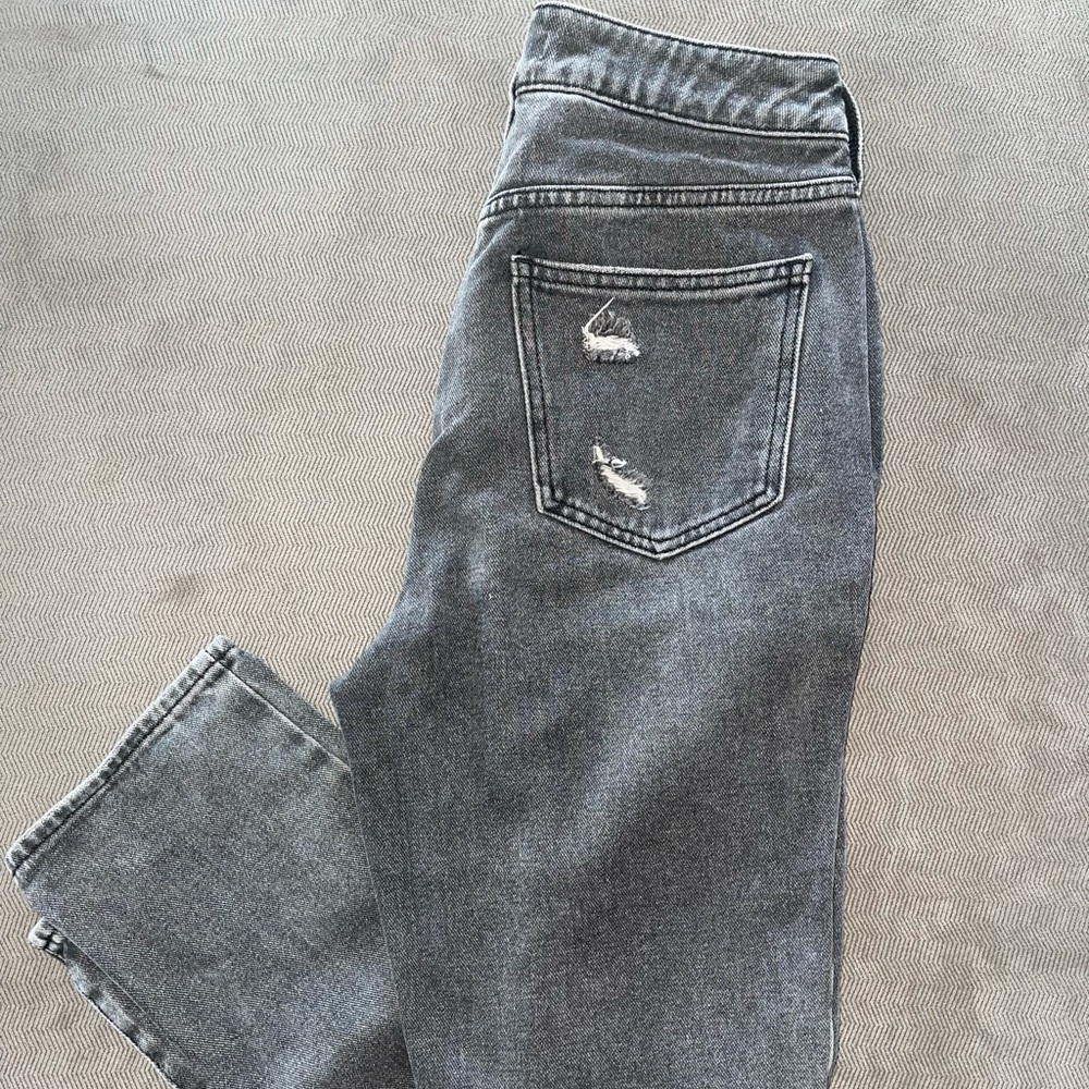 PacSun ripped black wash mom jeans